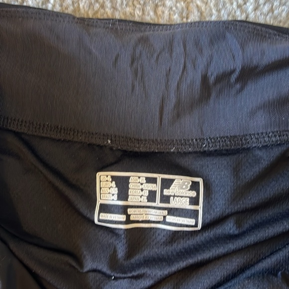 New Balance Large Running Shorts - Picture 2 of 5